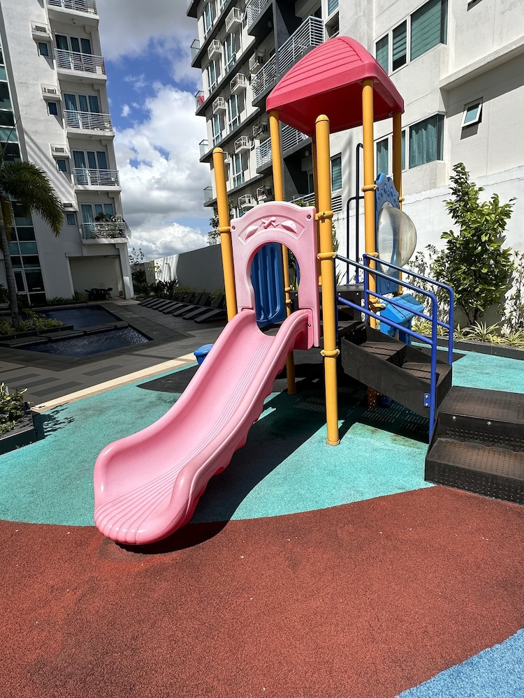 Children's play area - outdoor