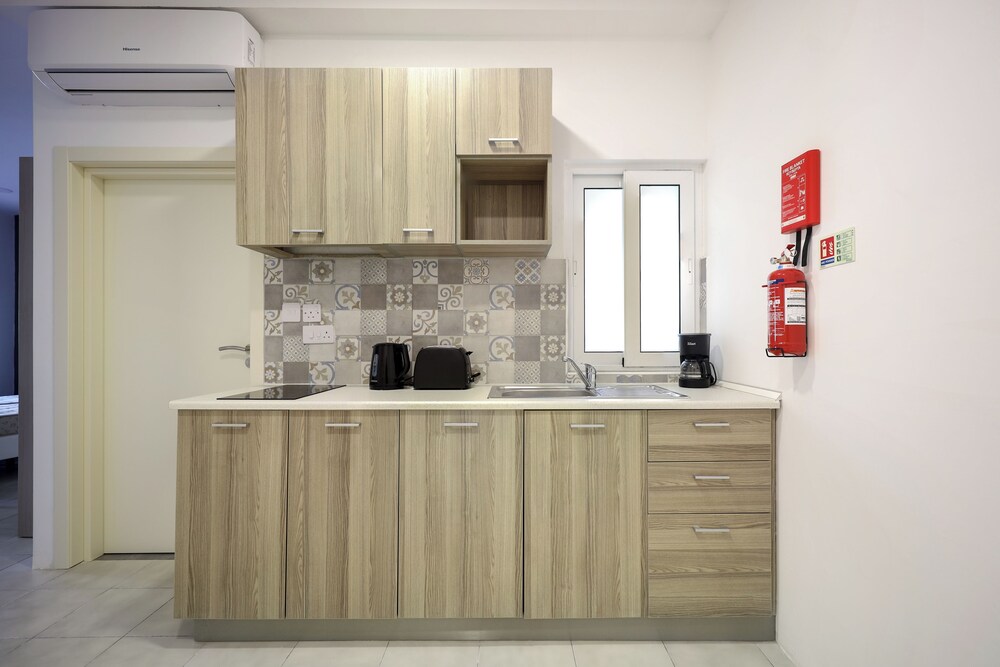 Private kitchenette