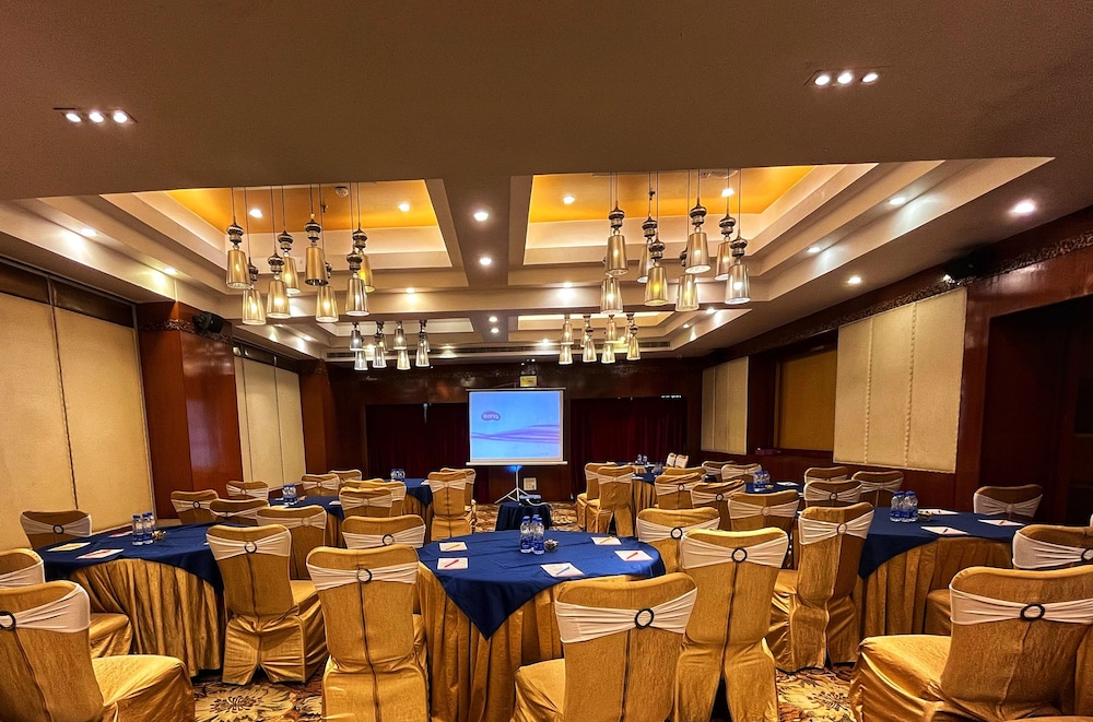Banquet hall