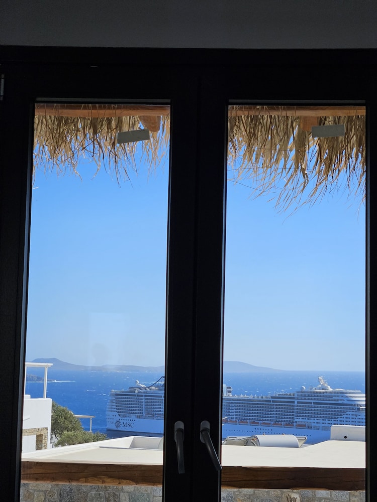 Beach/ocean view