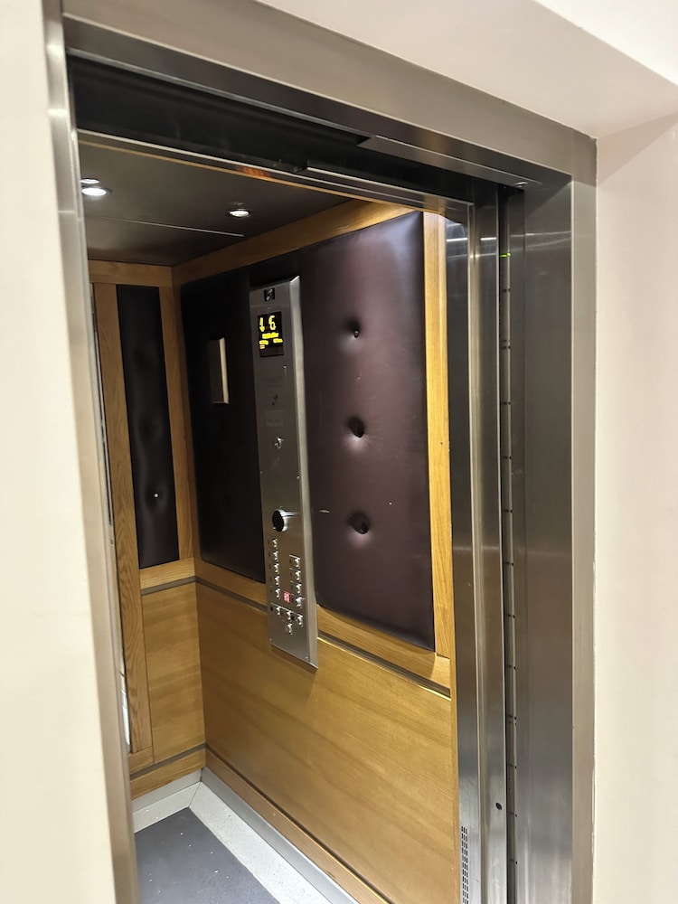 Elevator
