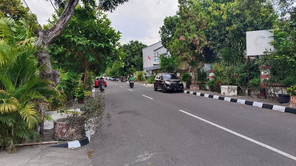 Front of property - evening/night