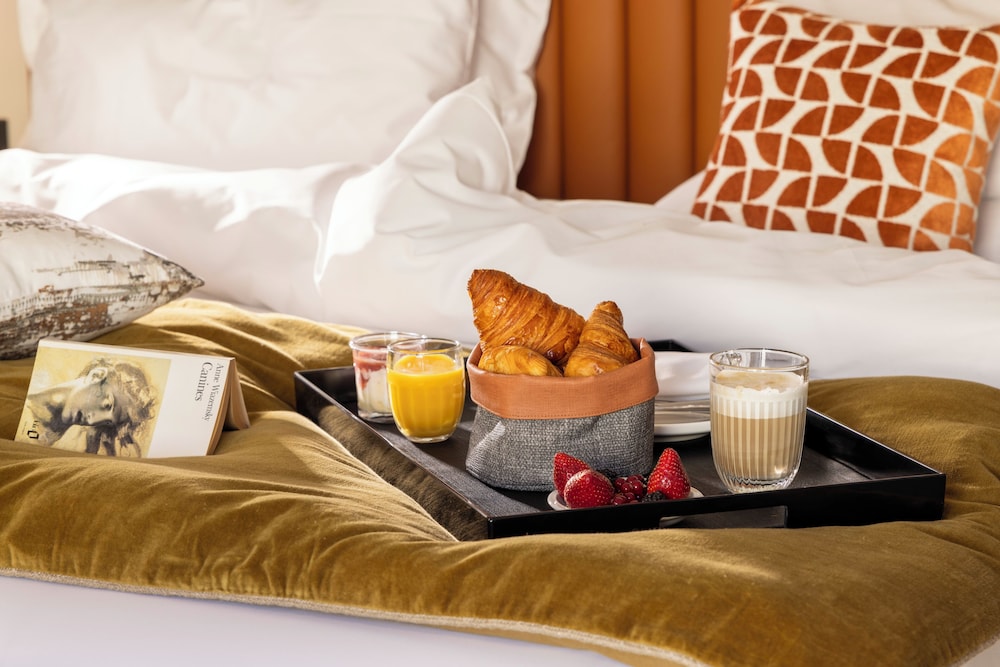 In-room dining