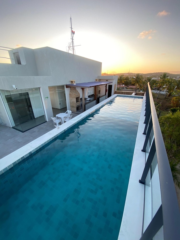 Rooftop pool