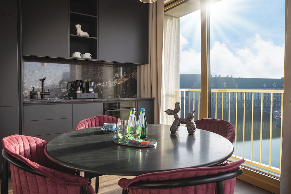 In-room dining