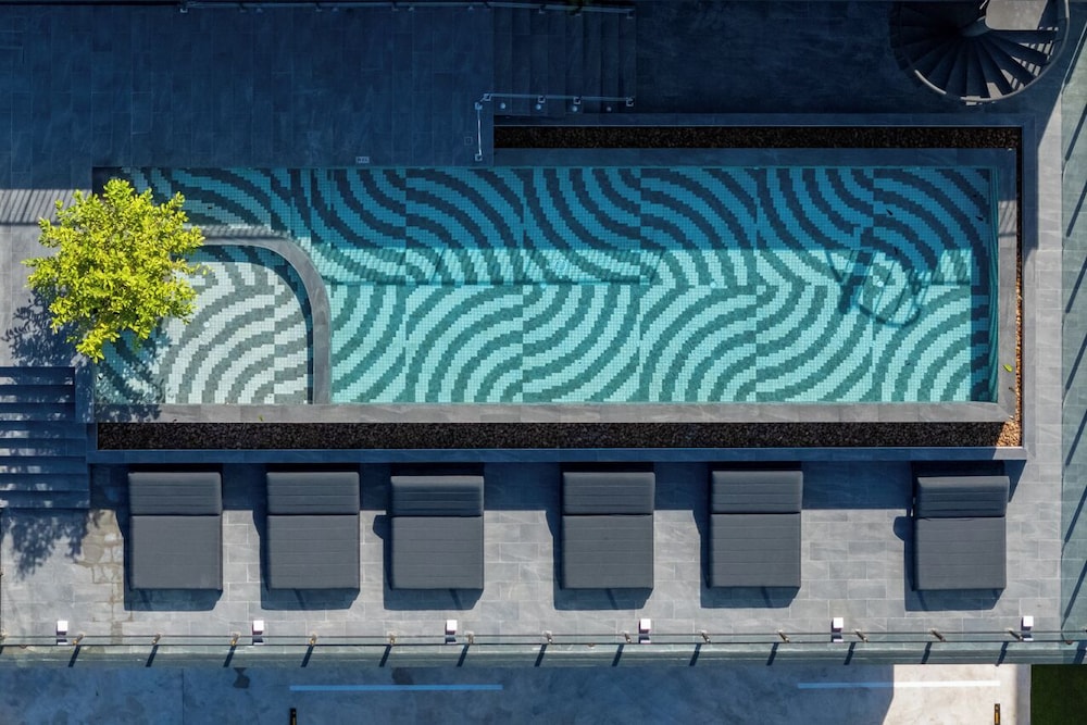 Rooftop pool