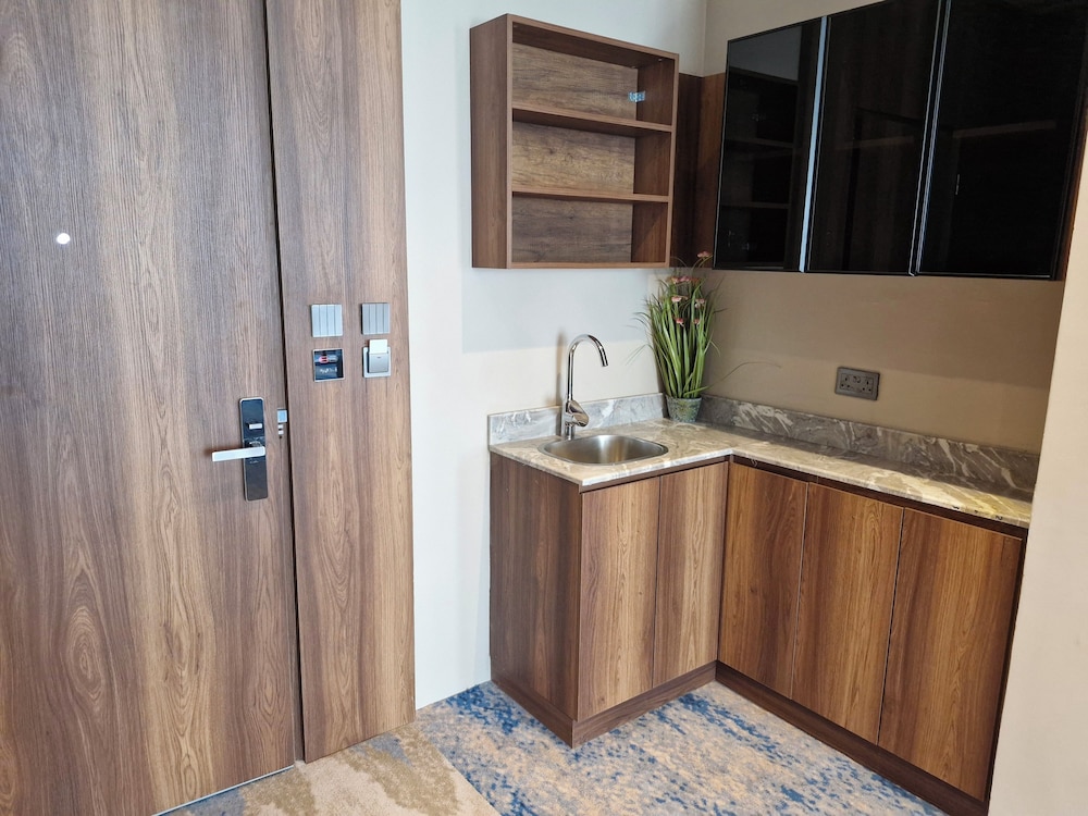 Private kitchenette