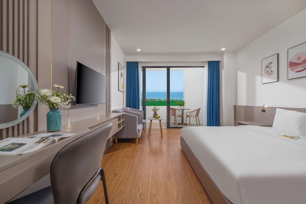 Beach/ocean view