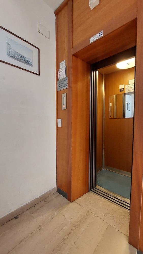 Elevator