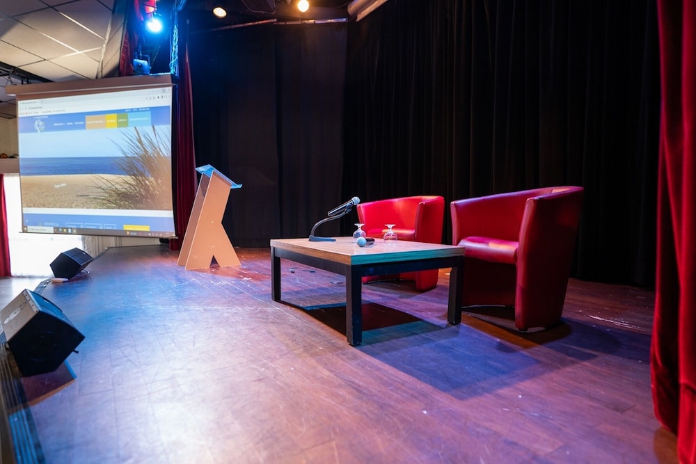 Karaoke room