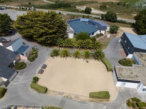 thumbnail: Children's play area - outdoor