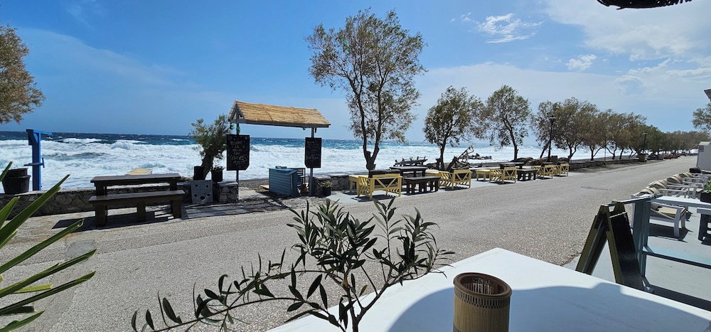 Snack bar