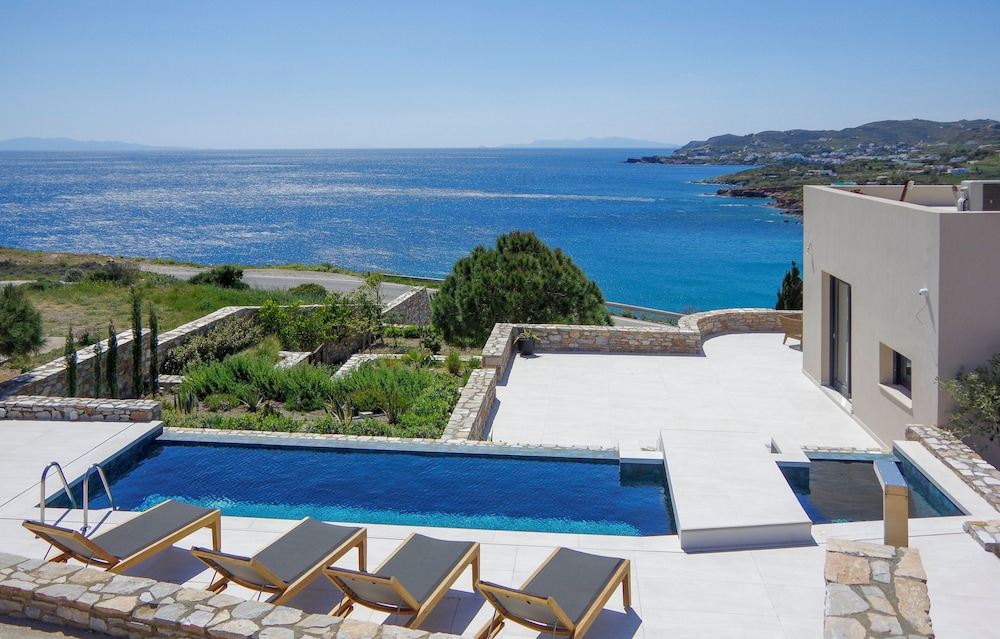 Private pool