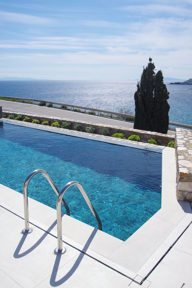 Private pool