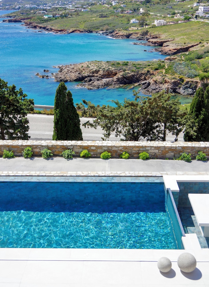 Private pool