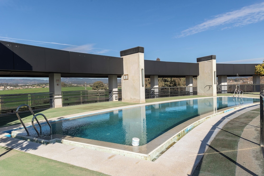 Rooftop pool
