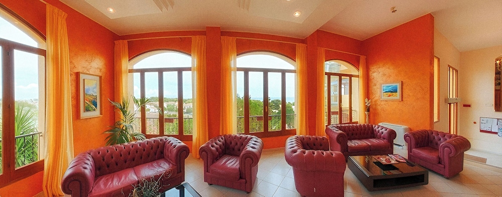 Lobby sitting area