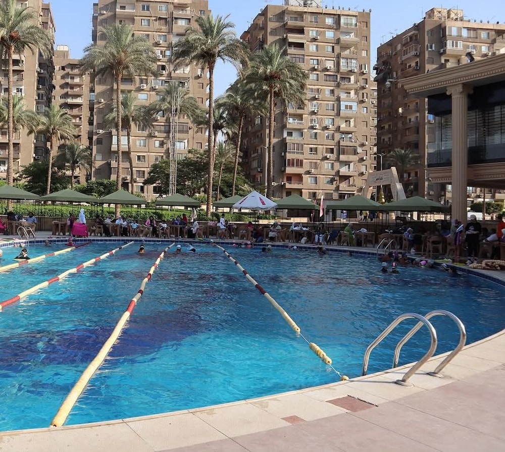Private pool