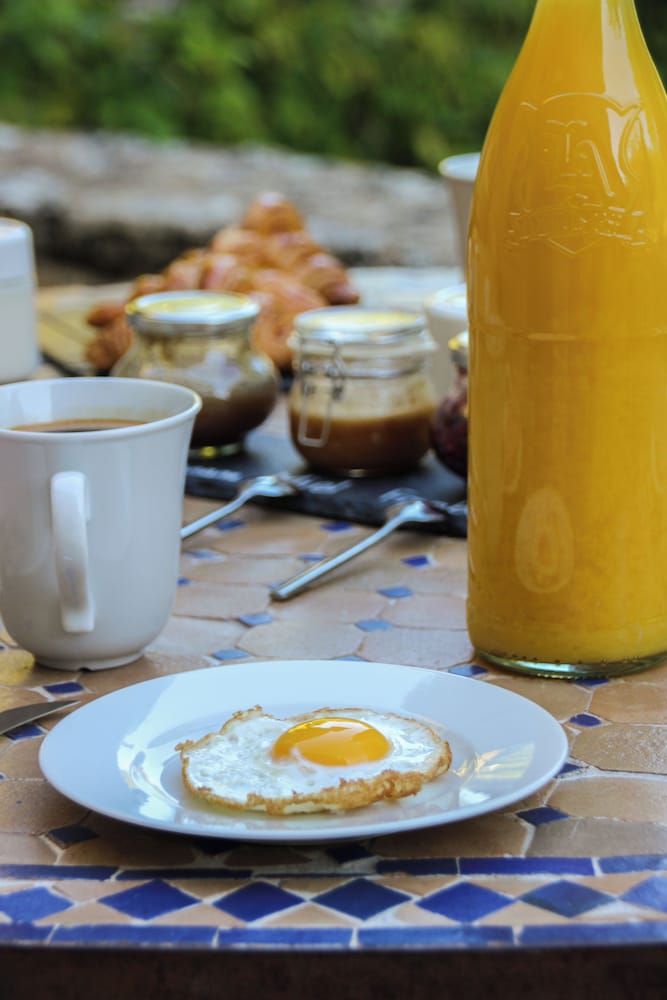 Breakfast meal