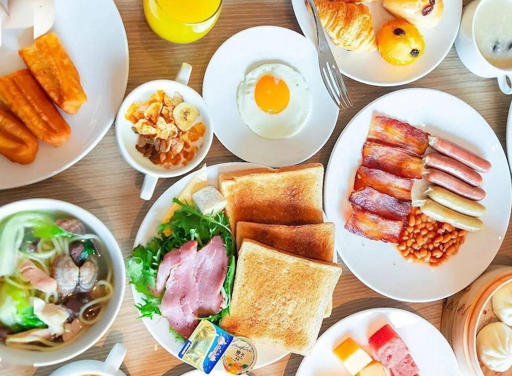 Breakfast meal