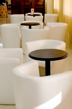 thumbnail: Lobby sitting area