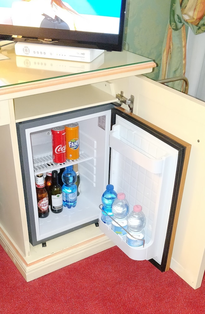 Minibar