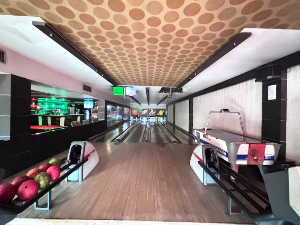 Bowling