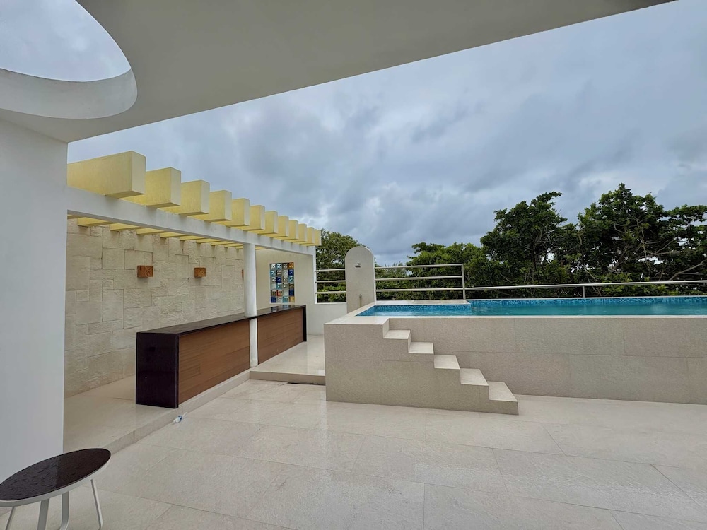 Rooftop terrace