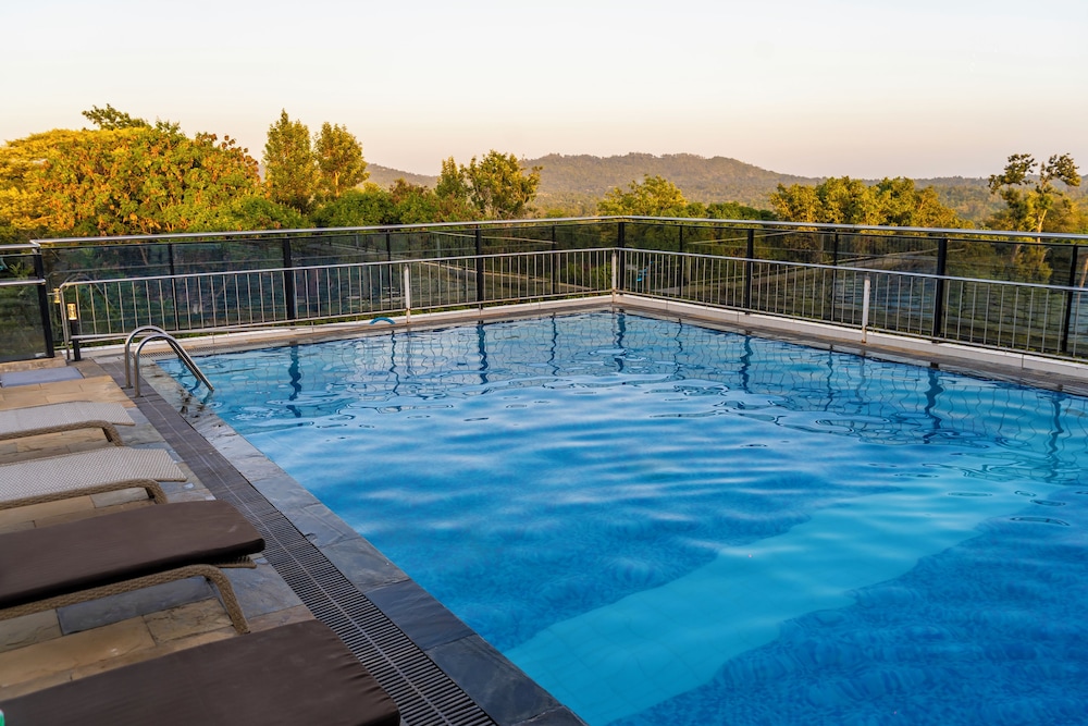 Rooftop pool