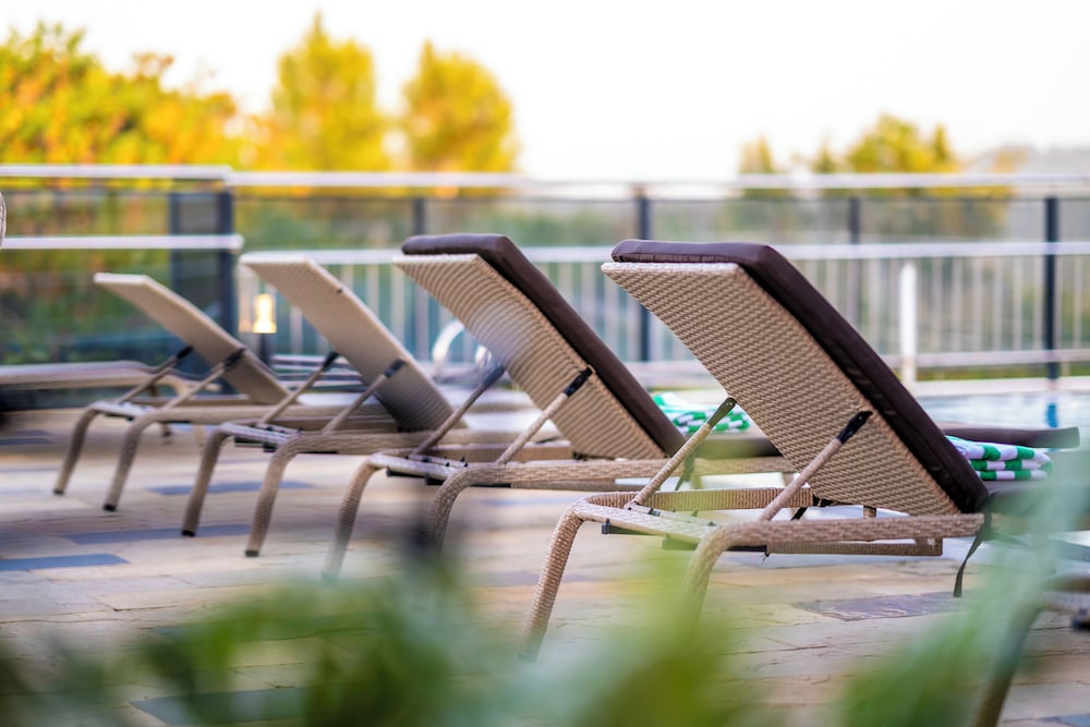 Rooftop pool
