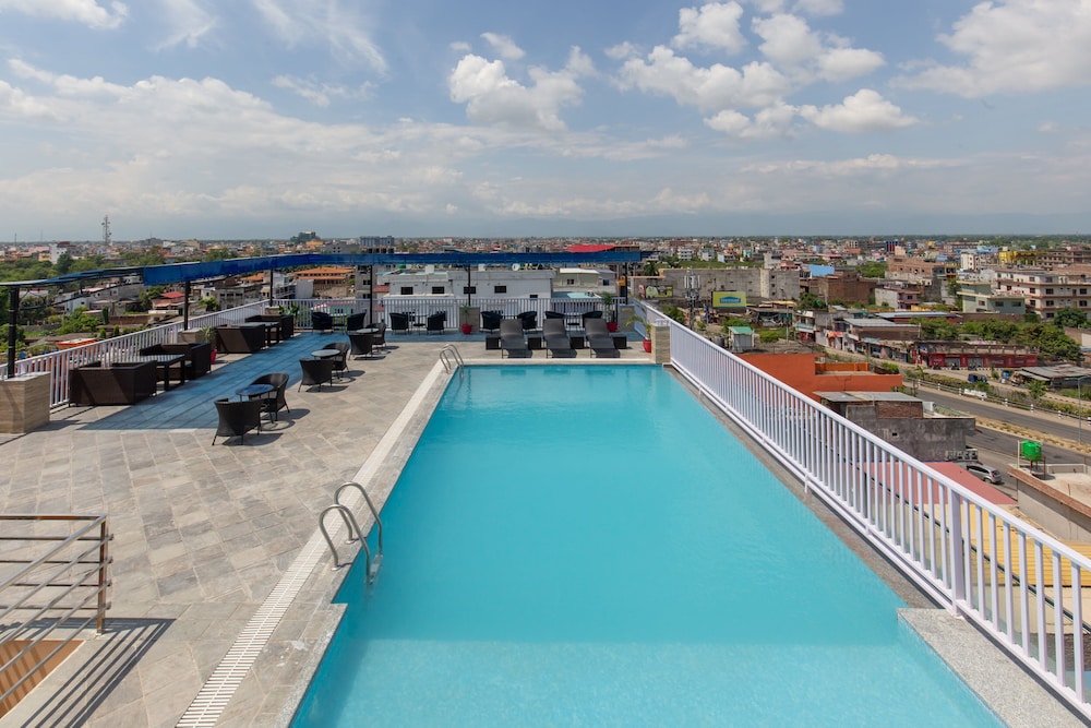 Rooftop pool