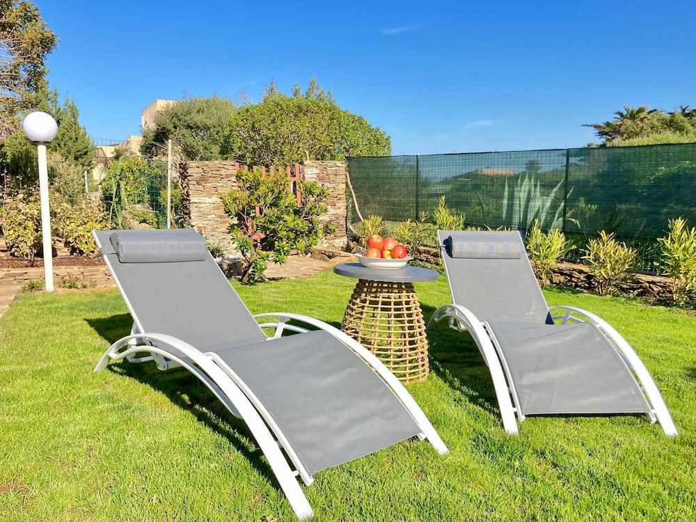 Sundeck