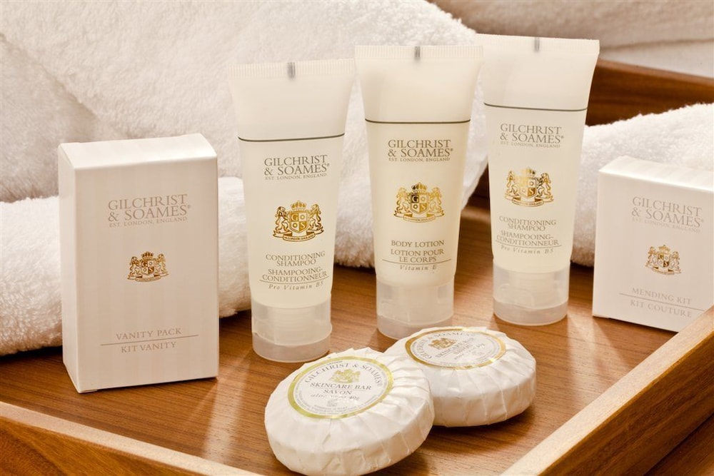 Bathroom amenities