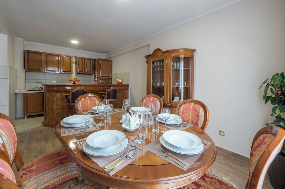 In-room dining