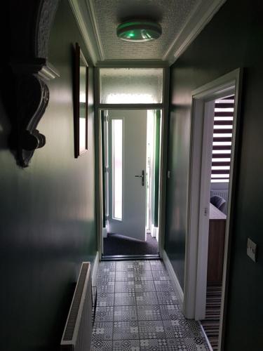 236371934.jpg