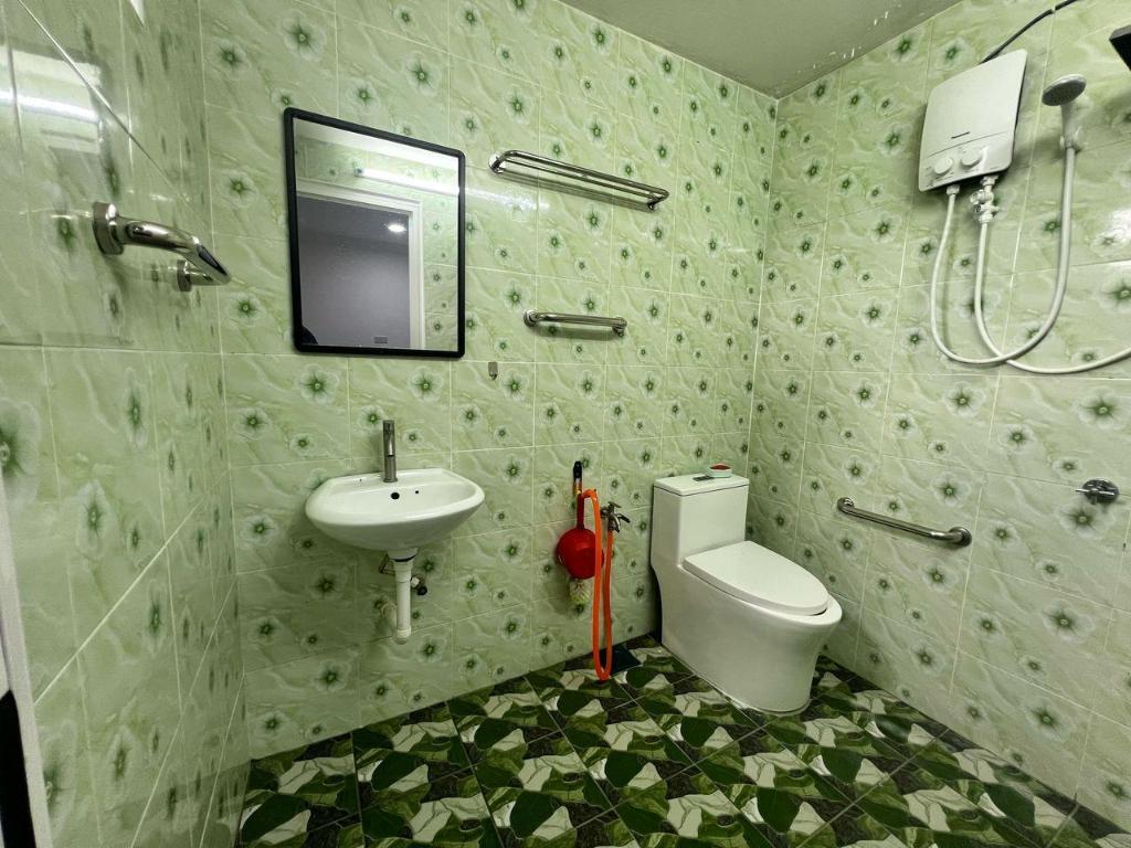 118d1b1f1ae8c159c157bac89d4c757f.jpg