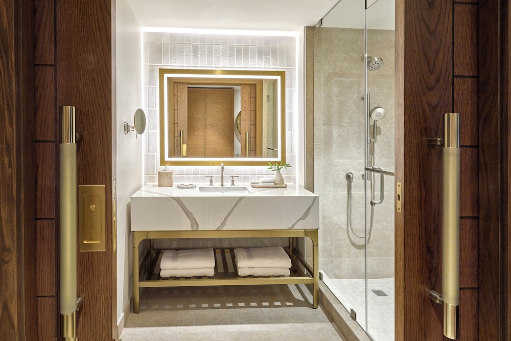 Bathroom shower