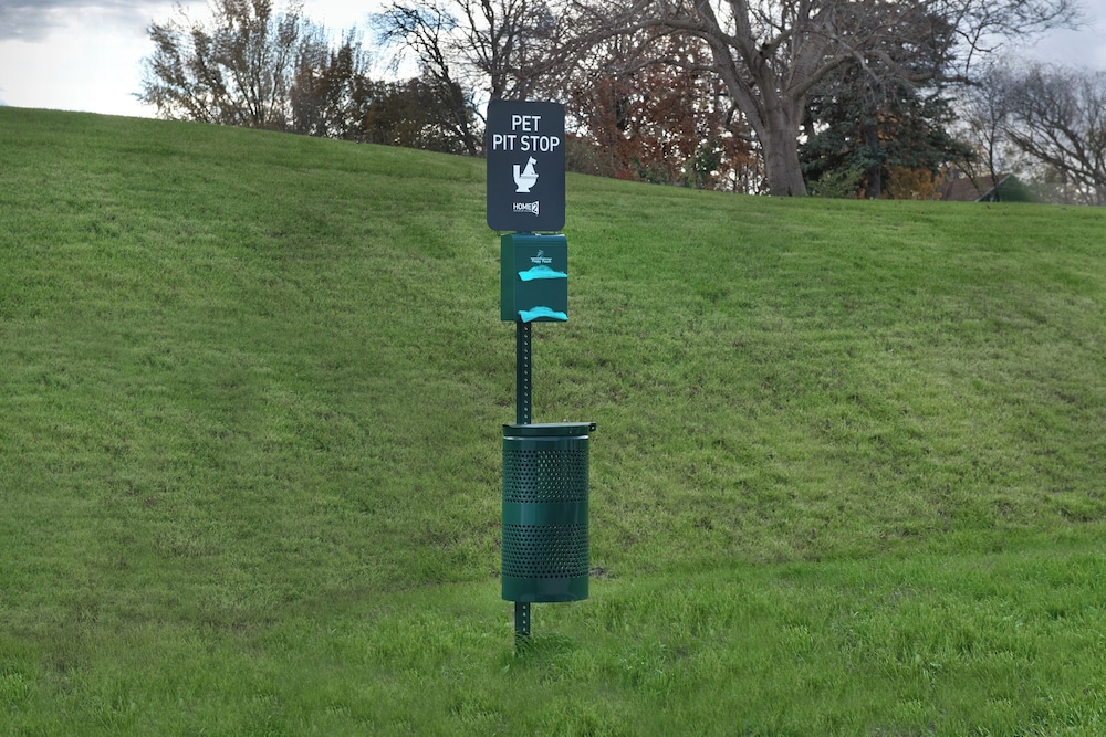 Pet-friendly amenities