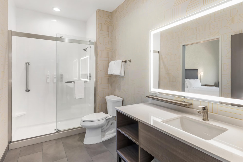 Bathroom shower