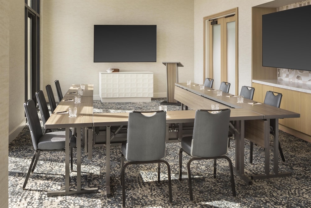 Meeting facility