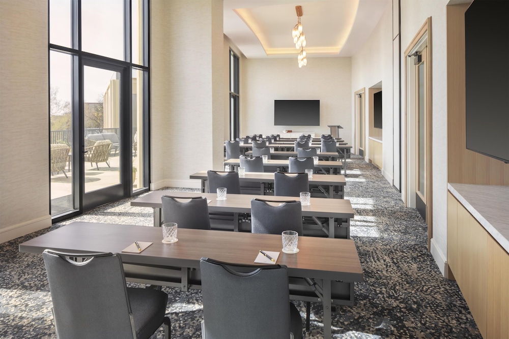 Meeting facility