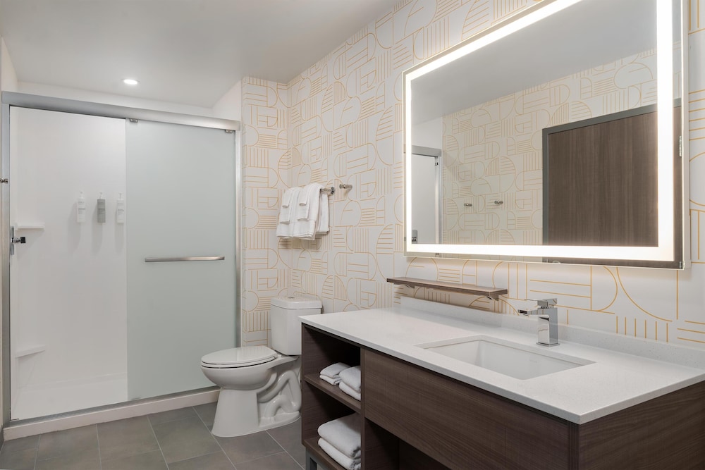 Bathroom shower