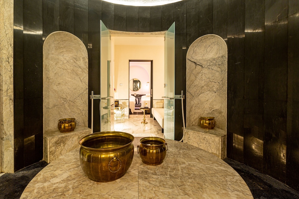Steam room