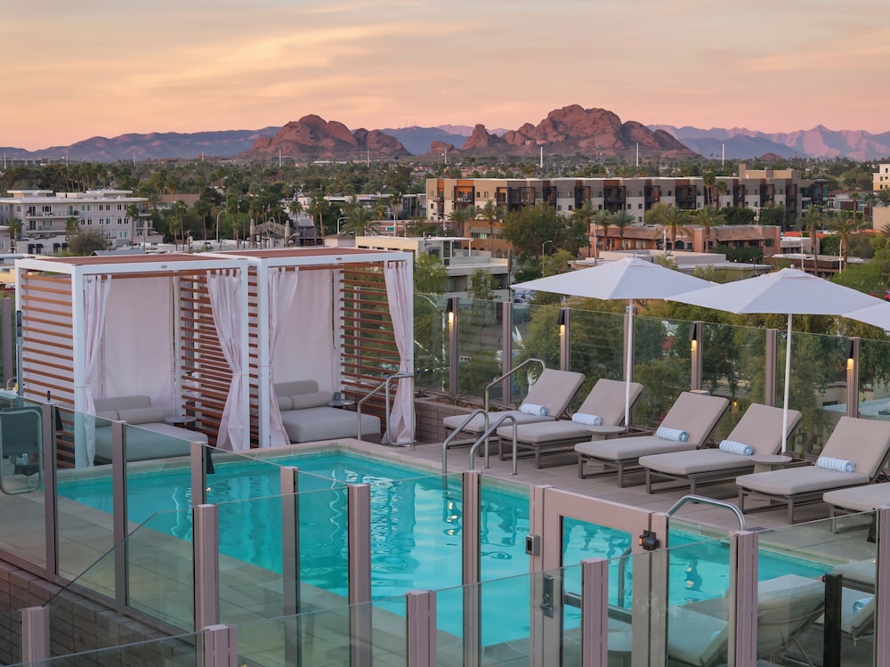 Rooftop pool