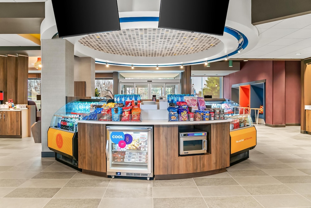 Snack bar