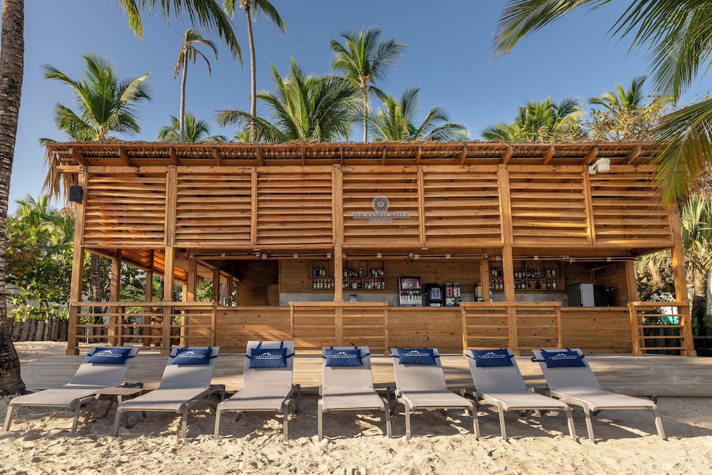 Beach bar