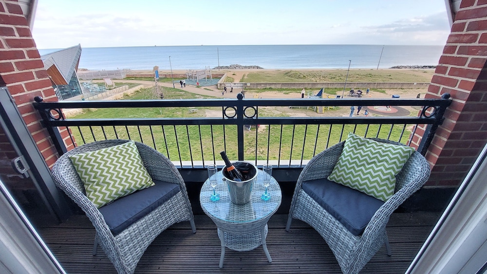 Beach/ocean view