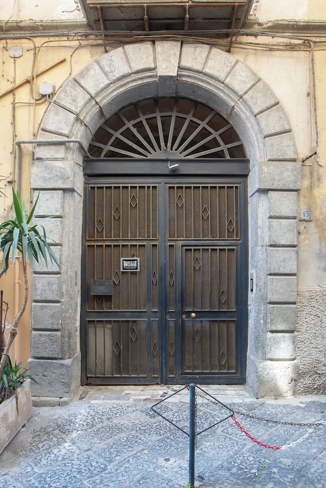 Primary image