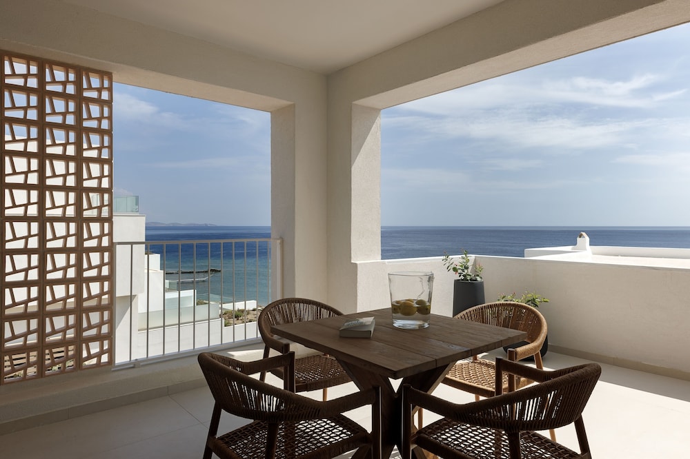 Beach/ocean view