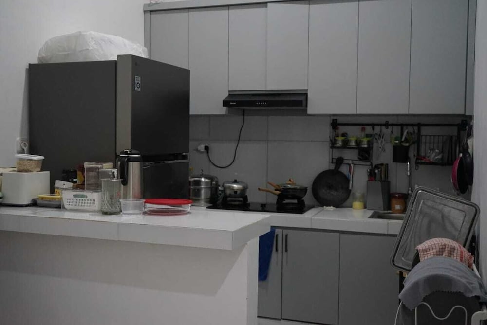 Shared kitchen facilities